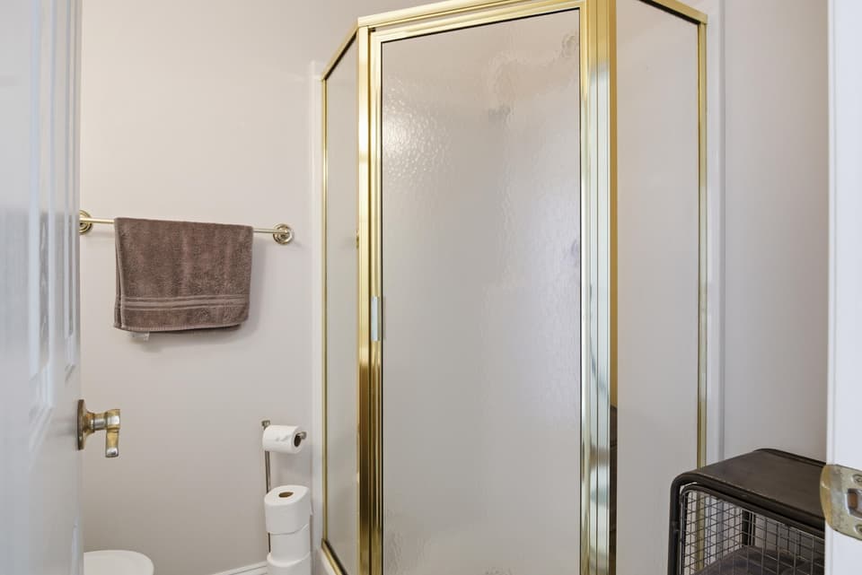 450 Silver Leaf Drive, photo 25 of 27