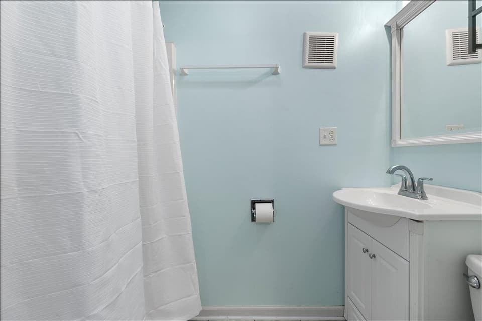 2537 Rosemary Road, photo 29 of 40