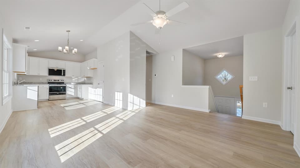 1535 Kensington Way, photo 5 of 14