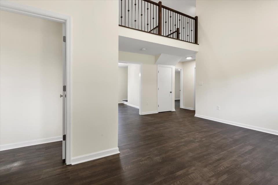 395 Cherokee Drive, photo 10 of 40