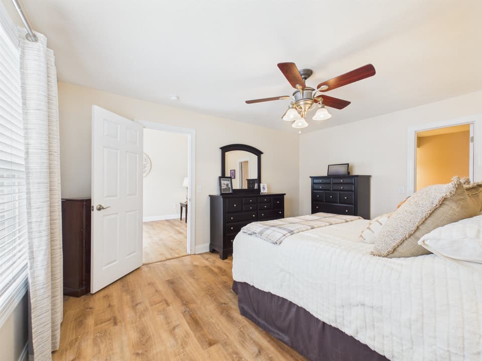 480 Gold Leaf Drive, photo 22 of 40