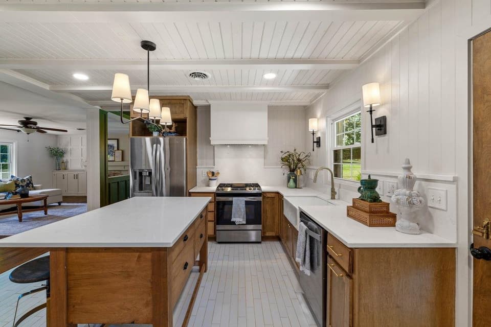 905 Oak Drive, photo 10 of 40