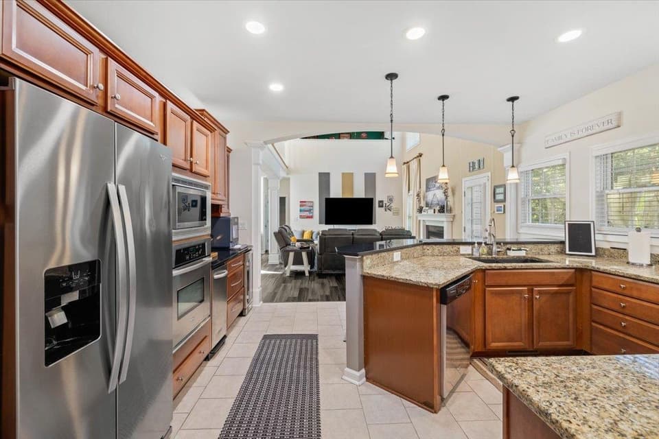1031 Green Ridge Road, photo 8 of 40