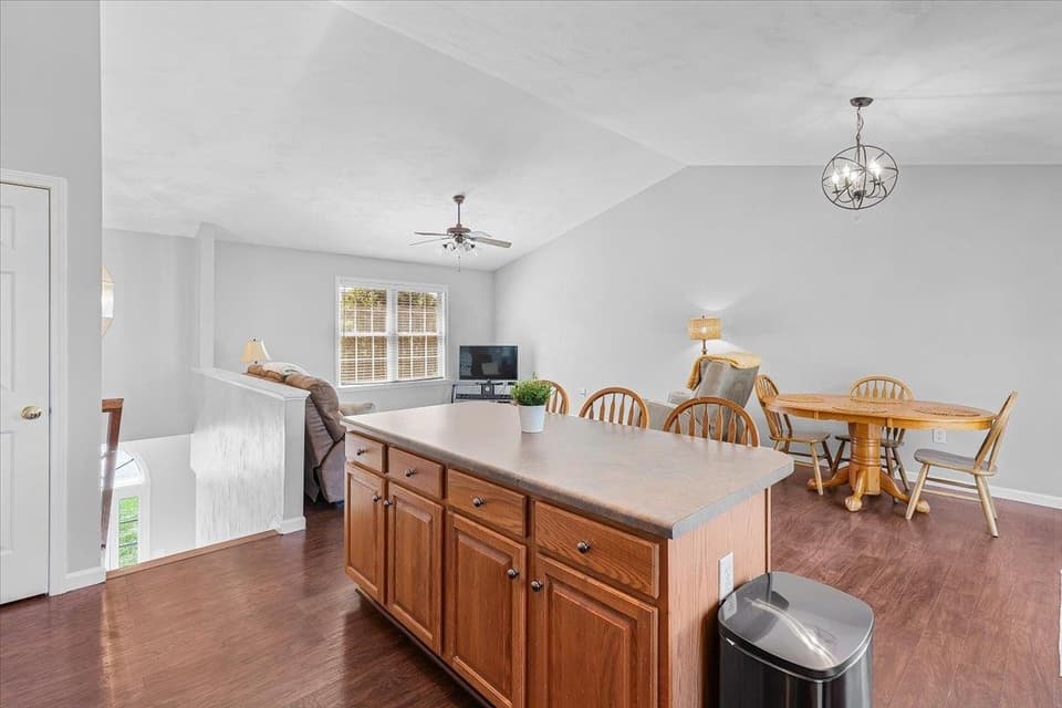 740 Independence Boulevard, photo 13 of 40