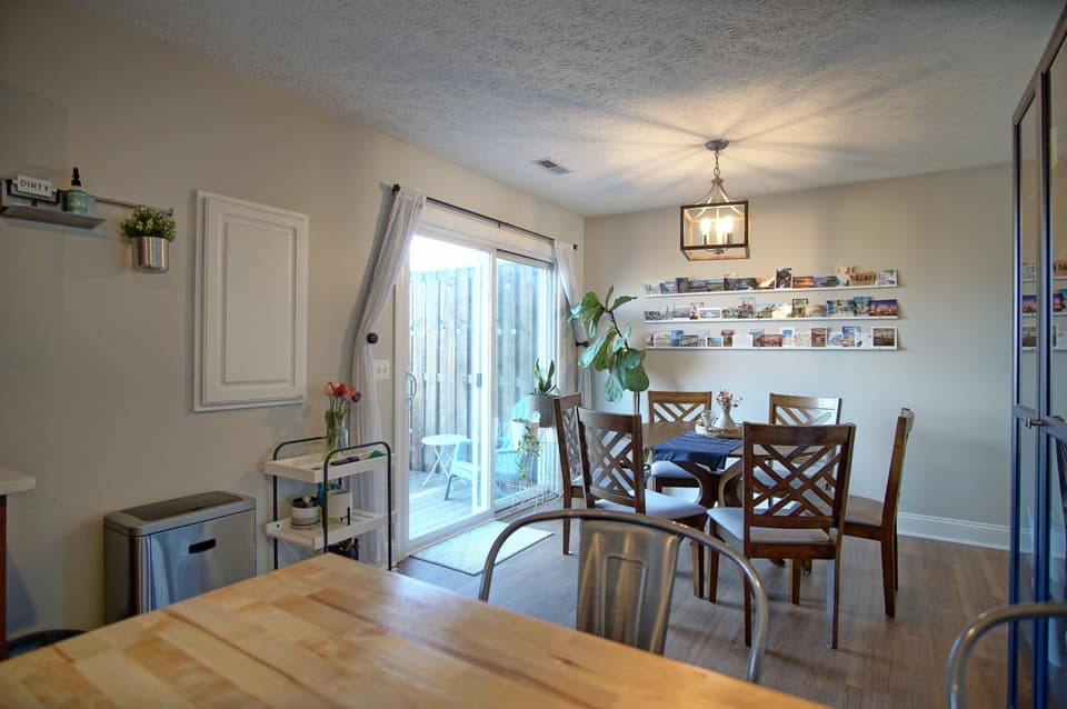 375 Oak Tree Boulevard, photo 12 of 34