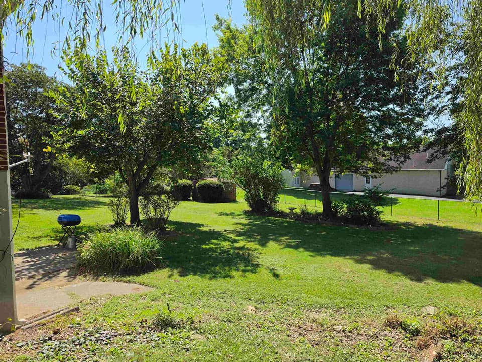 915 Church Street, photo 4 of 28