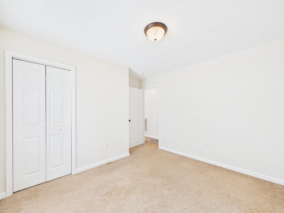 110 Aster Lane, photo 22 of 40