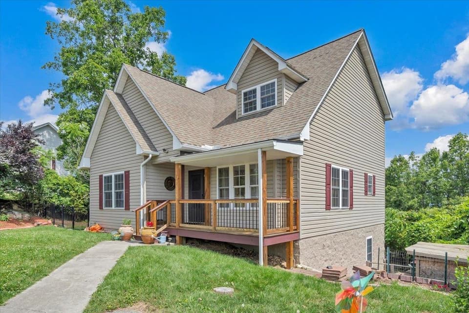 20 Wood Ridge Drive, Christiansburg, photo 2