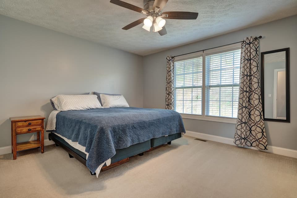 145 Robin Hood Drive, photo 16 of 37
