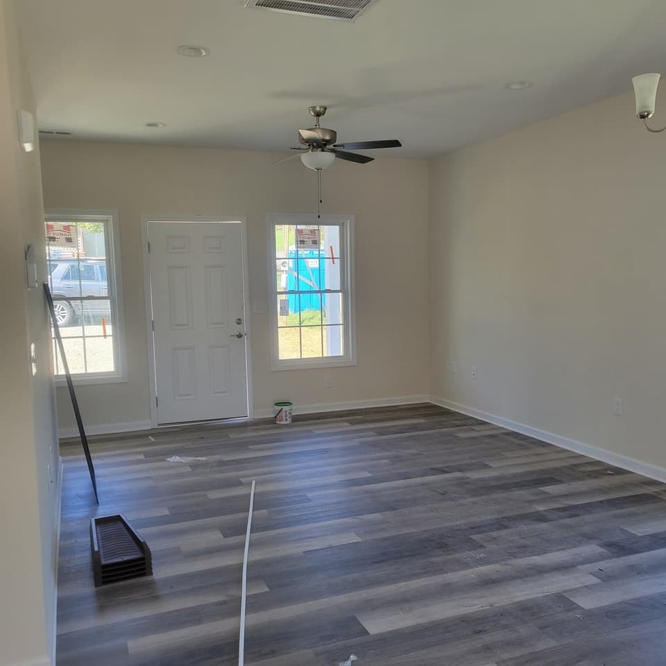 695 Liberty Street, photo 7 of 17