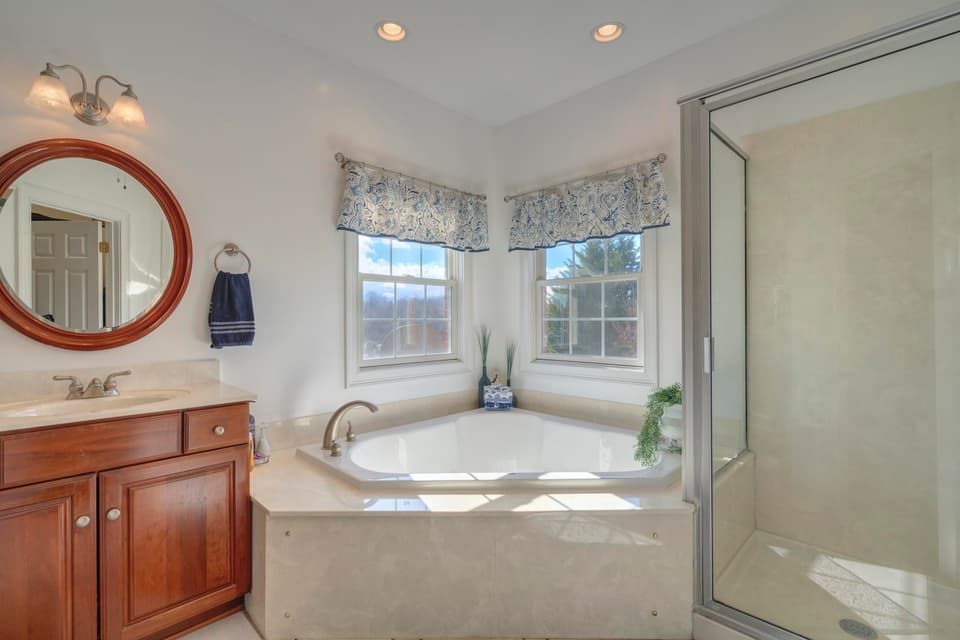 120 Cedar Bluff Drive, photo 36 of 40