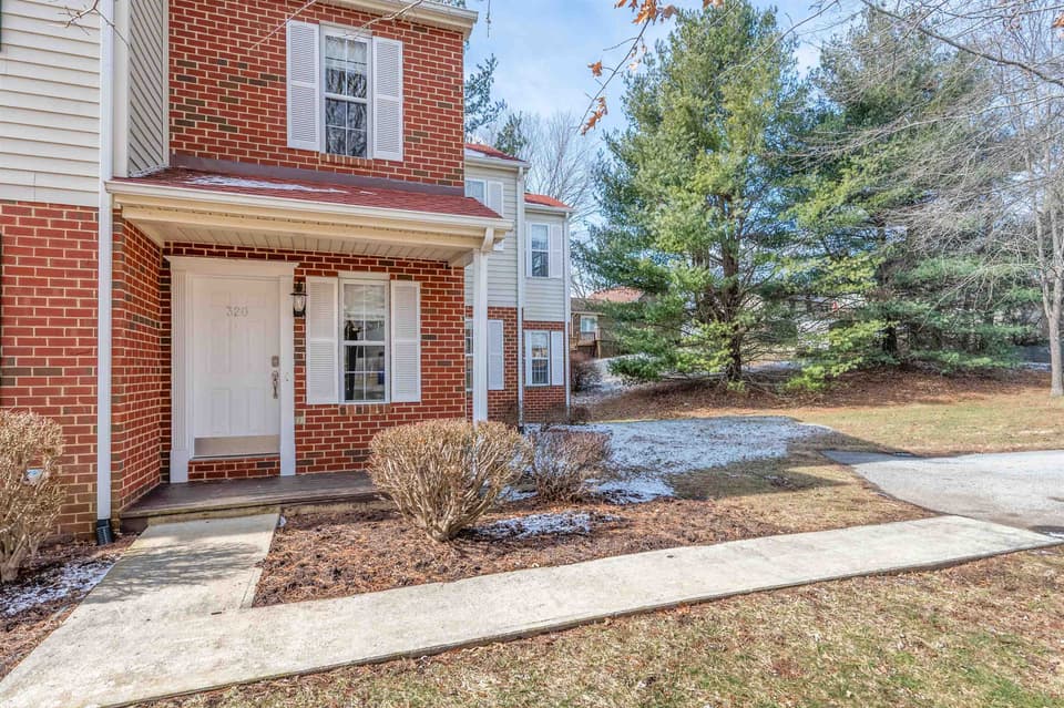 320 Bronze Leaf Drive, photo 5 of 40