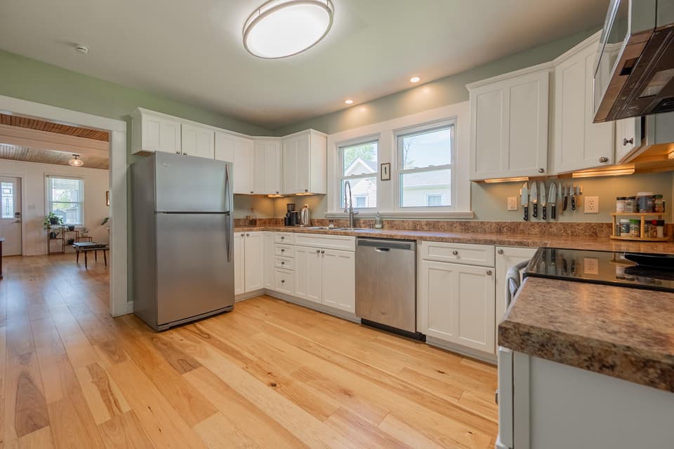 940 Forest Street, photo 33 of 40