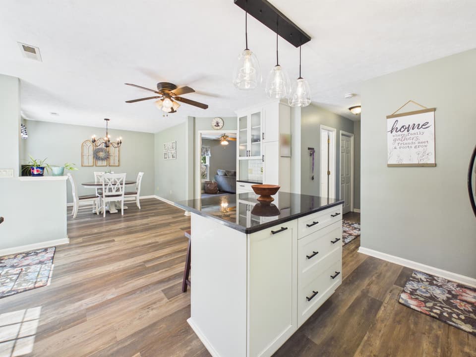 1525 Sleepy Hollow Road, photo 35 of 40