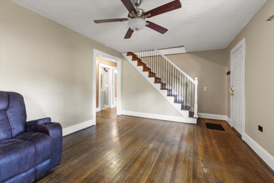 2309 Peppers Ferry Road NW, photo 5 of 39