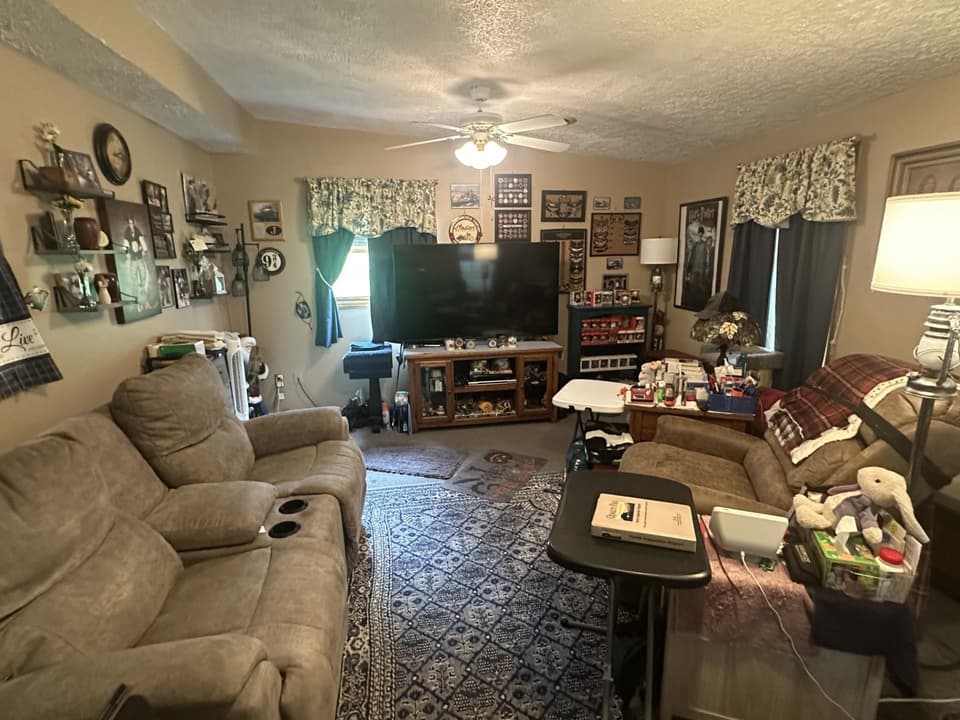 3301 Springview Drive, photo 15 of 32