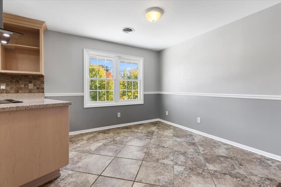 290 Kimball Lane, photo 12 of 40