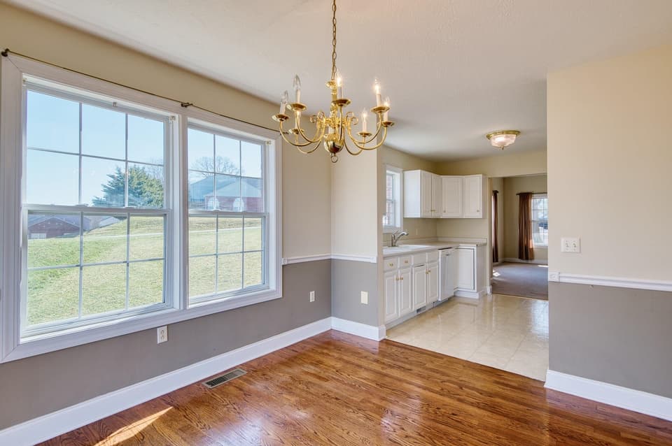 495 Gold Leaf Drive, photo 15 of 40