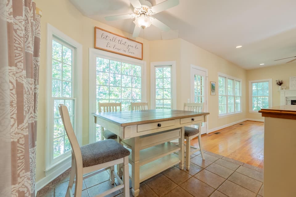2075 Lubna Drive, photo 20 of 40