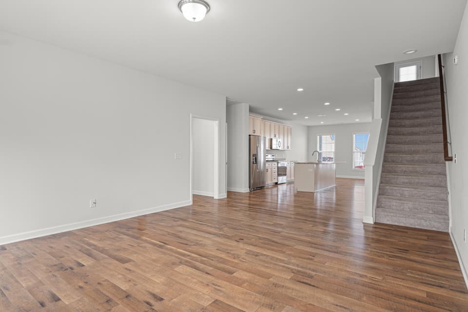 215 Hamilton Avenue NW, photo 16 of 40