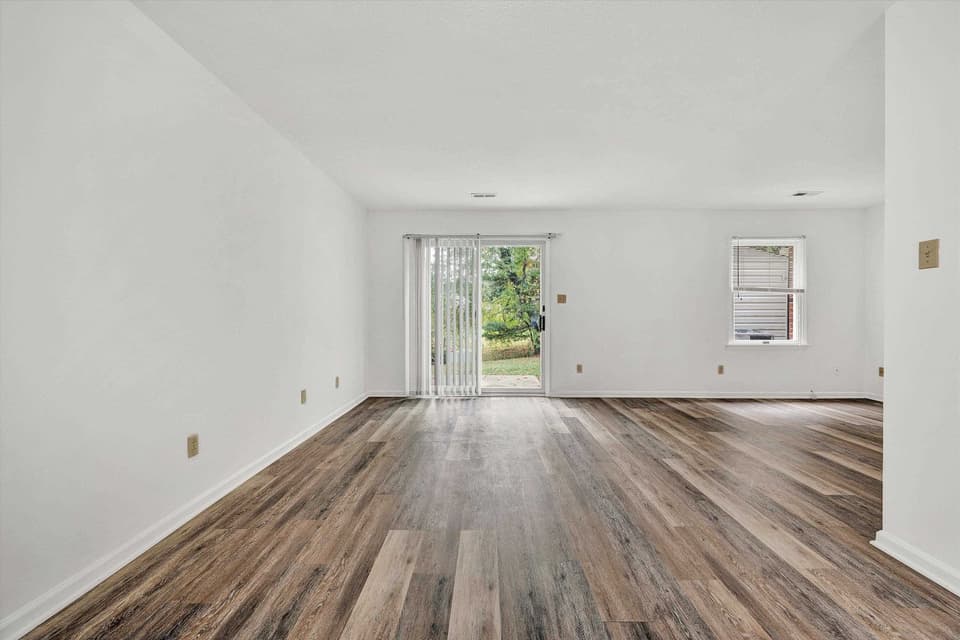100 Franklin Parke Court SW, Christiansburg, photo 2