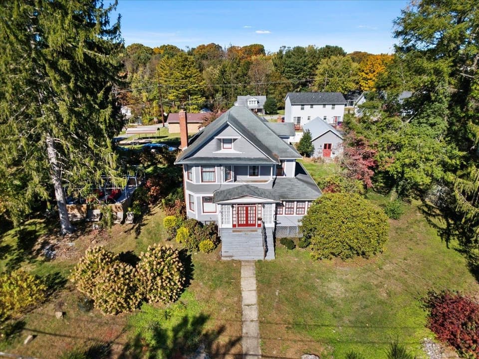 470 Montgomery Street, photo 6 of 40