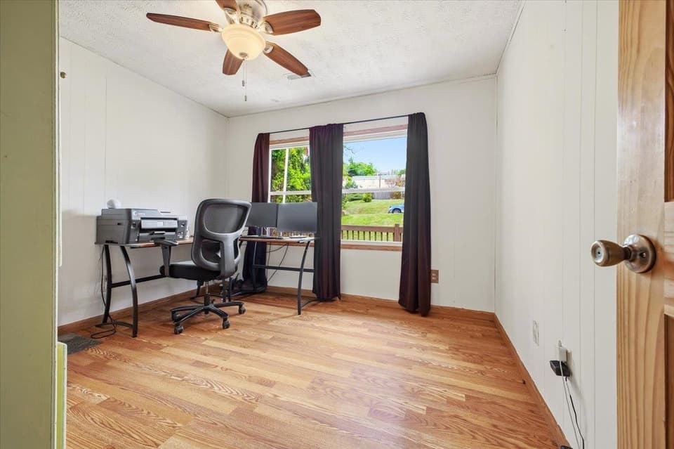 310 Overland Drive, photo 2 of 37