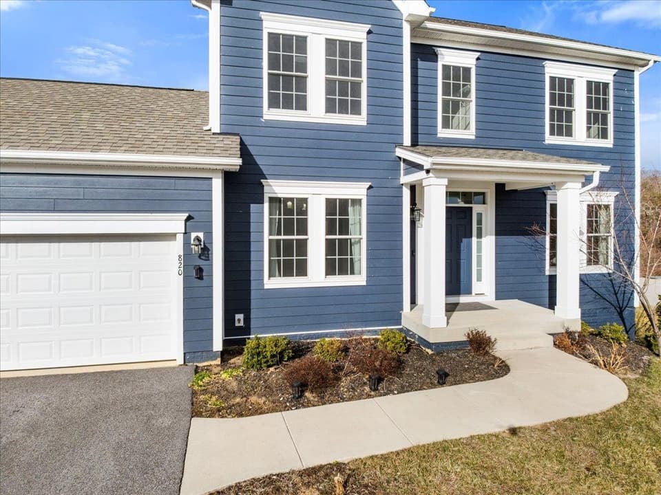 820 Jefferson Circle, photo 7 of 40