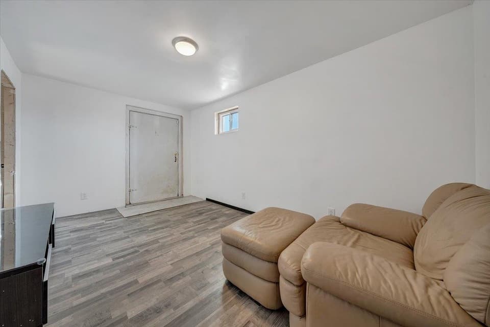 2672 Violet Lane, photo 17 of 34