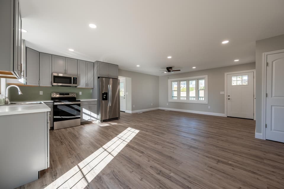 230 Pelham Lane, photo 22 of 40