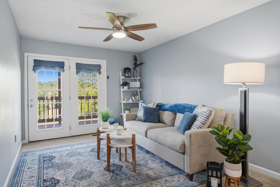 1662 York Drive, photo 13 of 40