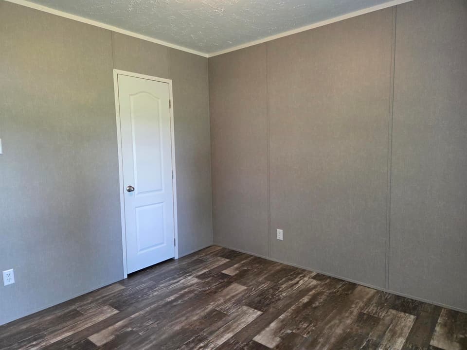 80 Boxwood Drive, photo 37 of 40