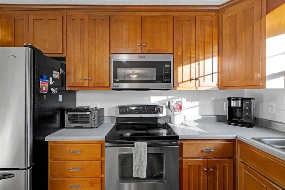 2585 Indigo Road, photo 9 of 35