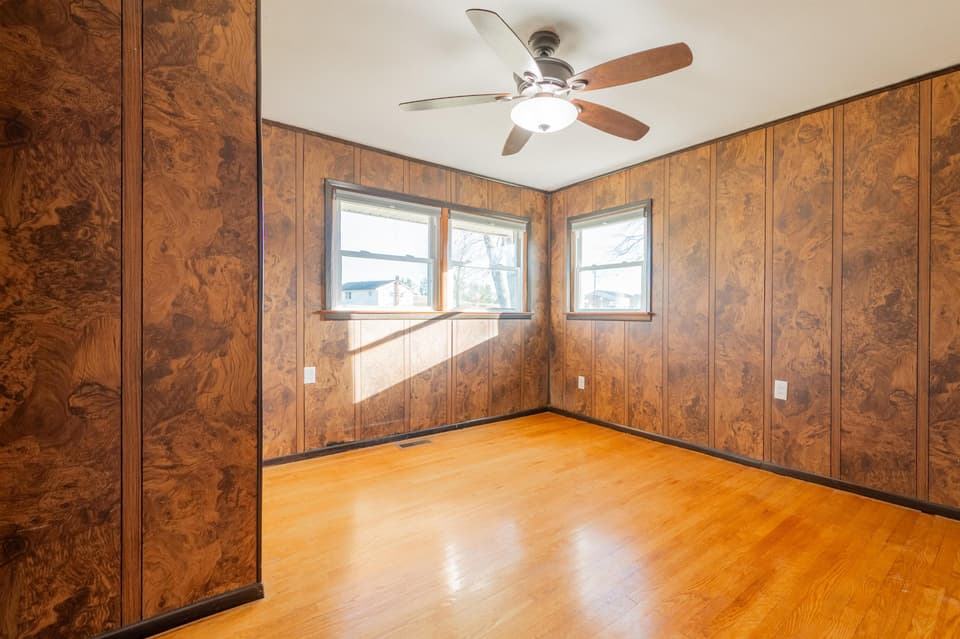 270 Dunlap Drive, photo 17 of 40