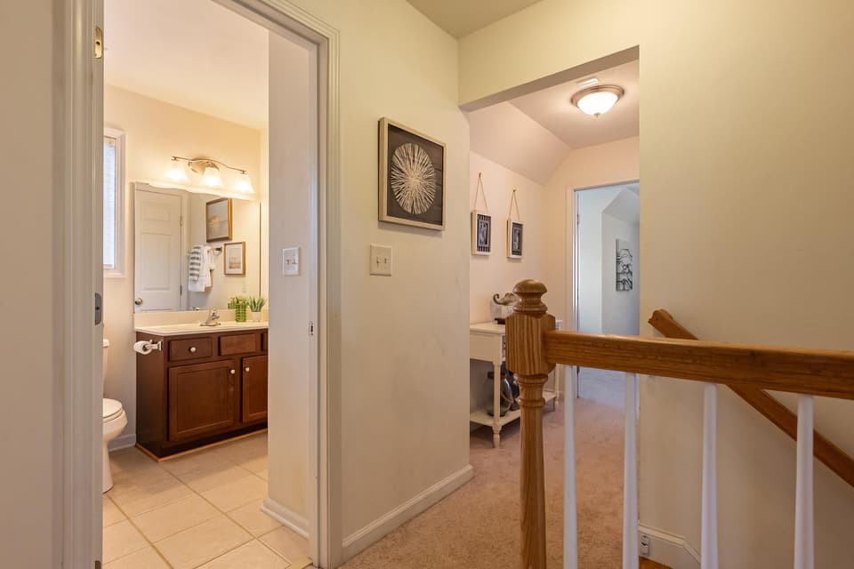 1136 Crosscreek Drive, photo 29 of 40