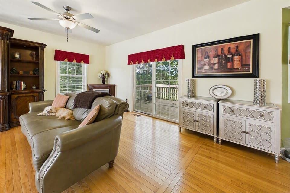 1130 Crosscreek Drive, photo 18 of 40