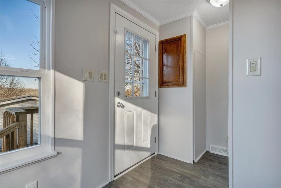 1670 Blair Street, photo 21 of 40