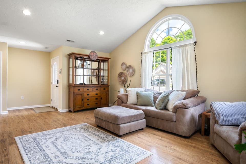 180 Alexa Lane, photo 6 of 36