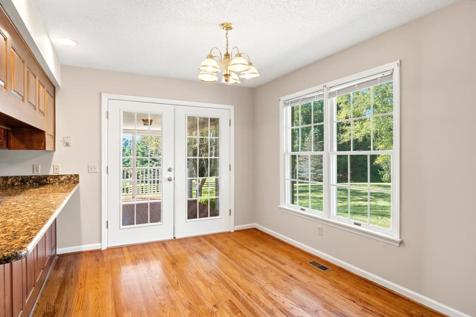 175 Ruby Court, photo 18 of 40
