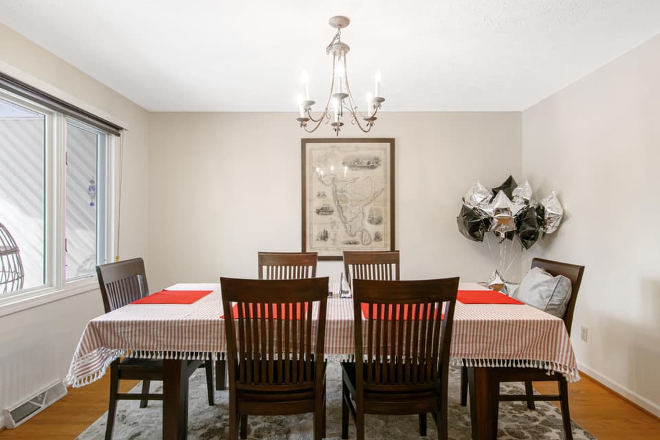 285 Emerald Boulevard, photo 15 of 40