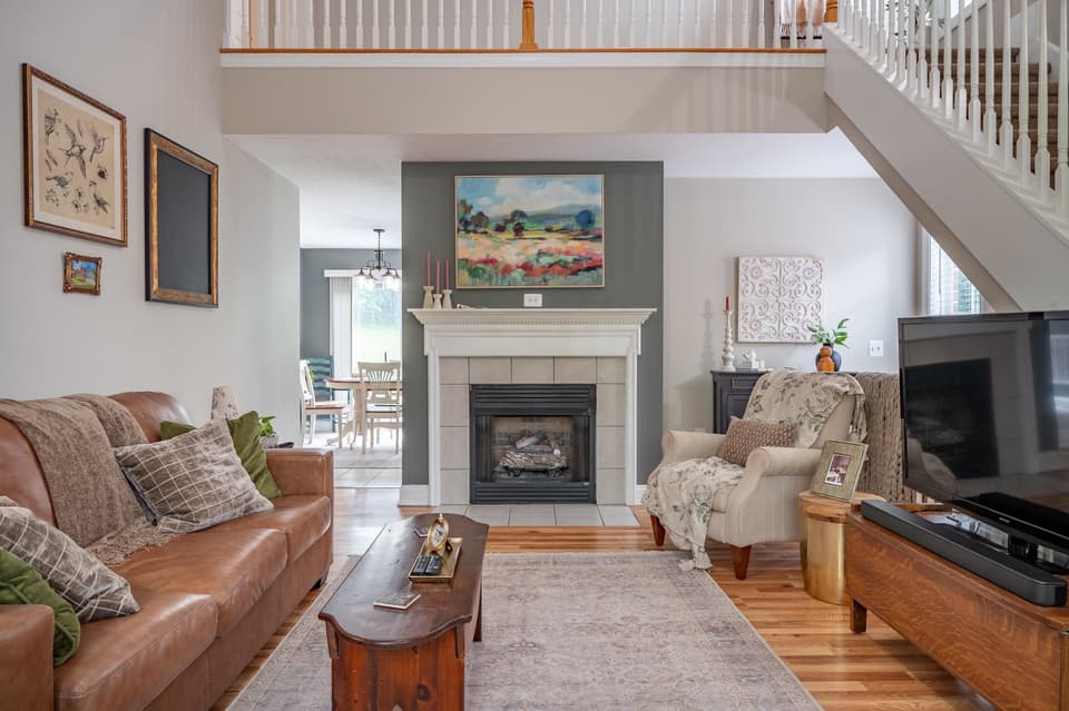 420 Tall Oak Boulevard, photo 9 of 40