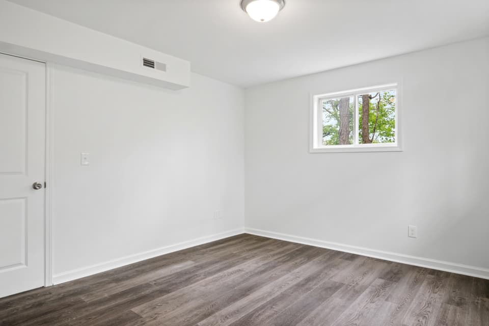 130 East Street, photo 28 of 36