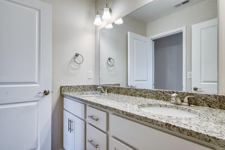223 Louise Ln, photo 29 of 35