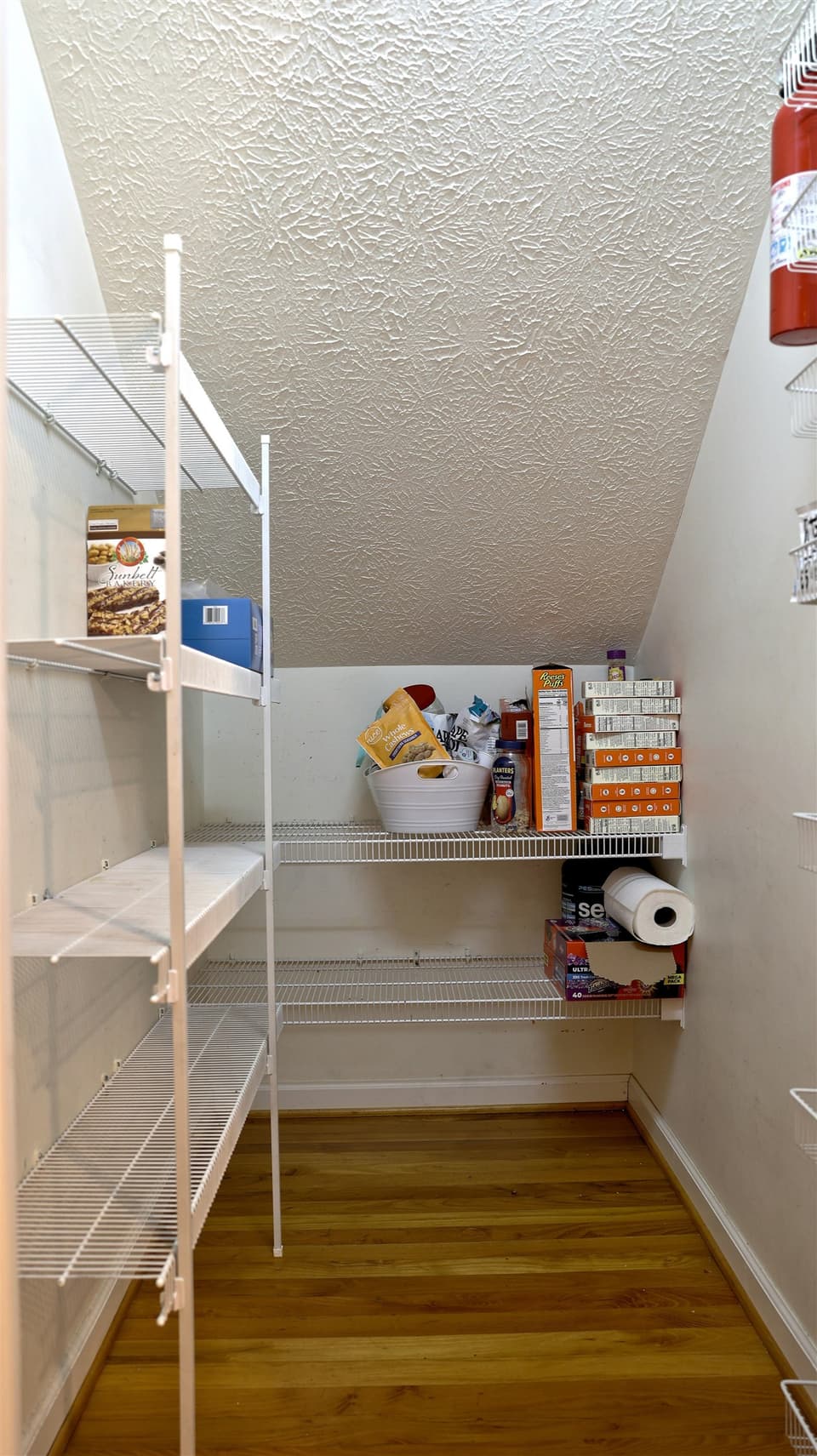 240 Virginian Drive, photo 19 of 40