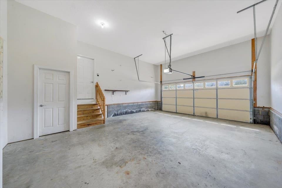 230 Meadow Drive, photo 31 of 40