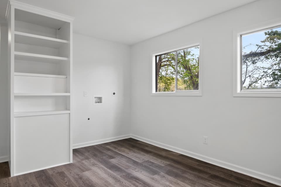 130 East Street, photo 10 of 36