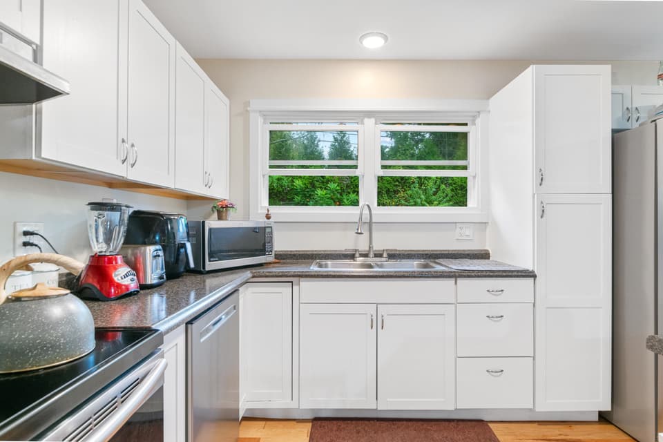 145 Kimball Lane, photo 12 of 39