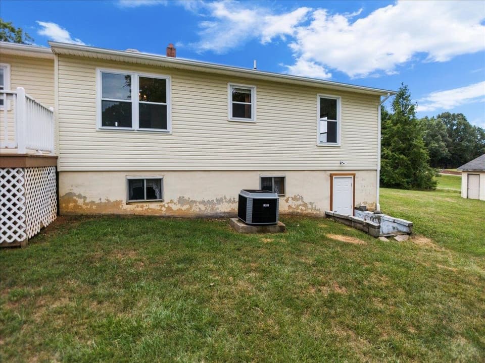 3540 Fairview Church Road, photo 11 of 40