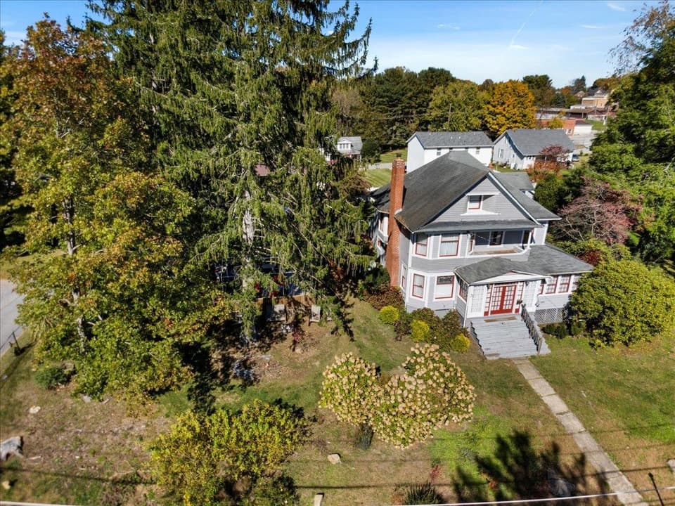 470 Montgomery Street, photo 7 of 40