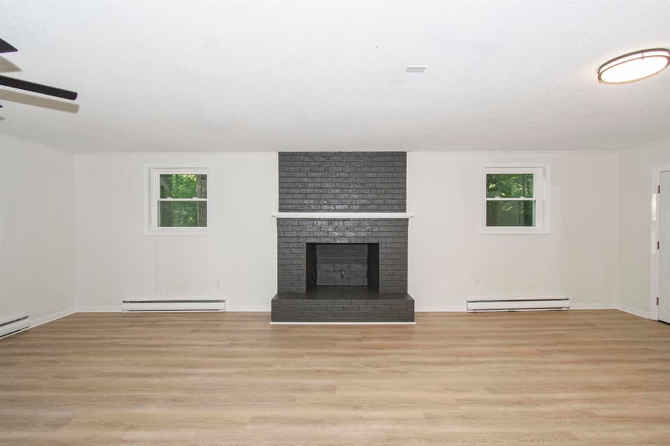 300 Arrowhead Trail, photo 32 of 39